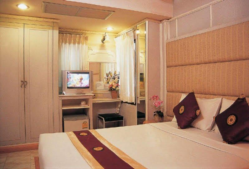 Sam'S Lodge Bangkok Exteriér fotografie